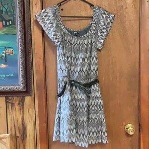 Black and White Mini Sundress with Flutter Sleeves